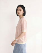 淺米色細條紋 羅紋收口 五分袖短版T恤