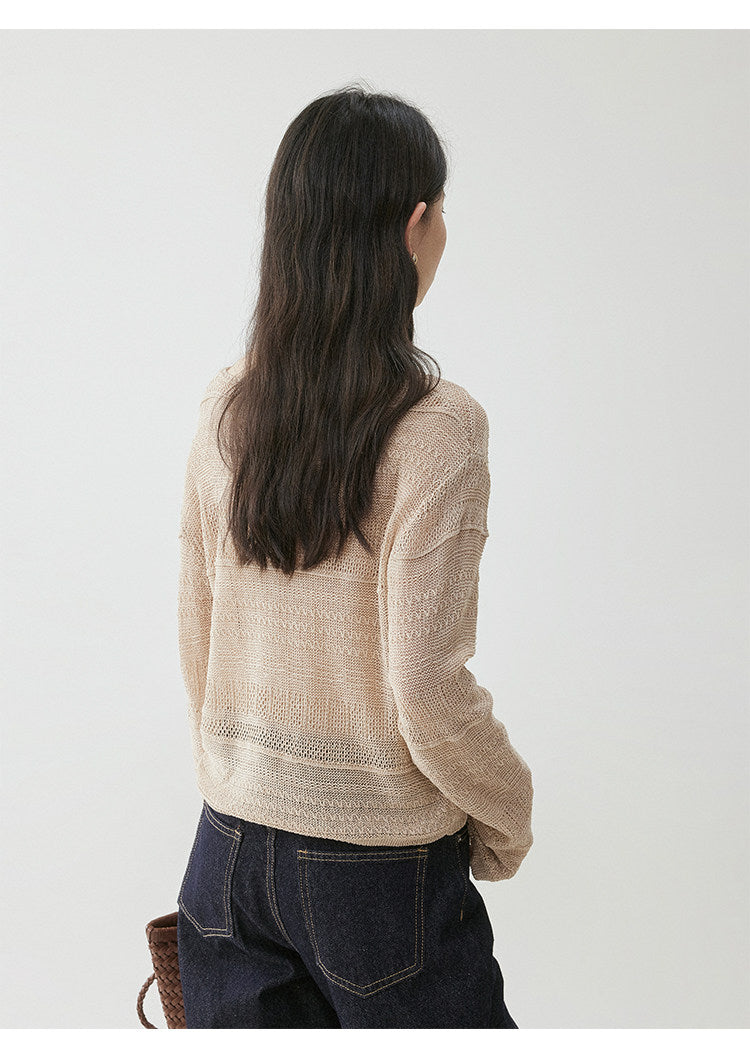 V領開衩 透膚鏤空 輕薄套頭毛衣