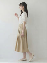 V領蕾絲滾邊刺繡泡泡袖短袖襯衫