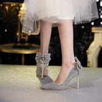 きらめくスパンコール リボン付き ピンヒールパンプス