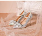 パールアンクルストラップ リボン付き ポインテッドトゥ ピンヒールパンプス