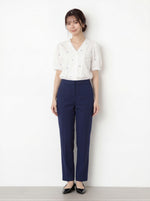 V領蕾絲滾邊刺繡泡泡袖短袖襯衫