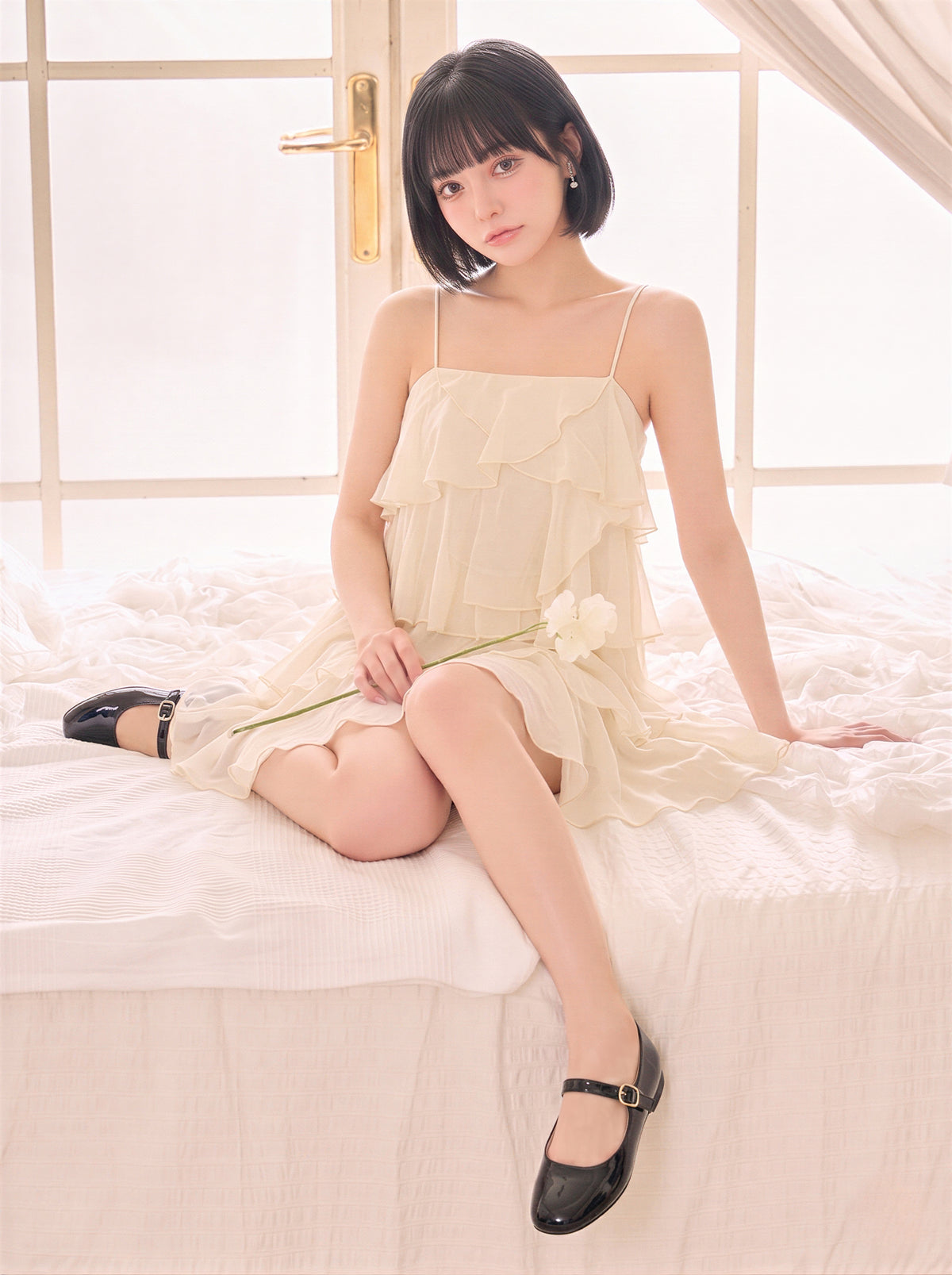 ティアードフリル スクエアネック キャミワンピース