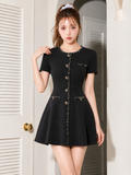 ブラック