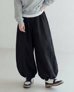 高腰抽繩燈籠寬腿運動褲-黑色-F